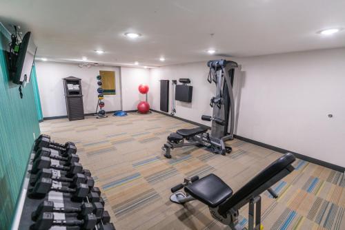 홀리데이 인 익스프레스 호텔 앤 스위트 브렌트우드 노스-내슈빌 지역 바이 IHG - 스파