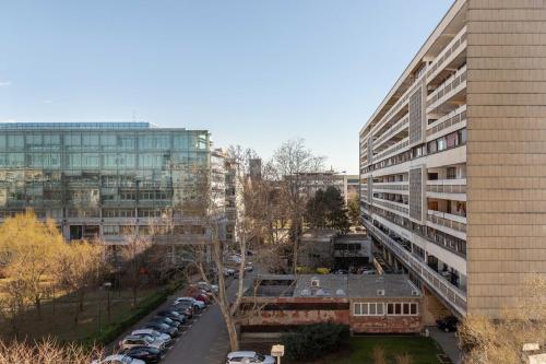 Modern Apartment near Faculty of El Engineering - image 3