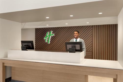 홀리데이 인 휴스턴 인터컨티넨탈 에어포트 바이 IHG - 로비
