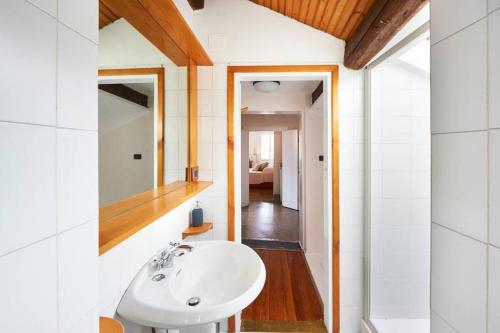 Ca' Fenice charming apartment in San Marco sleep 7 - image 6