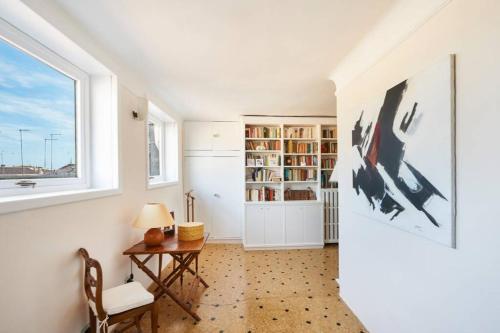 Ca' Fenice charming apartment in San Marco sleep 7 - image 10