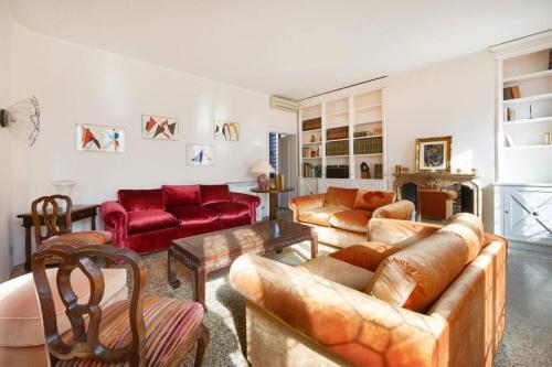 Ca' Fenice charming apartment in San Marco sleep 7 - image 11