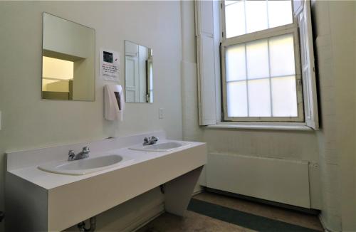 Standard Double Room with Shared Bathroom