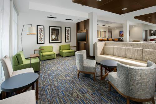 Holiday Inn Express & Suites New Braunfels, an IHG Hotel