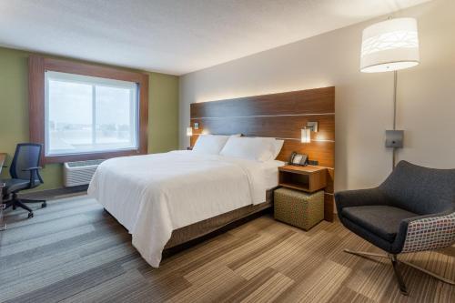 Holiday Inn Express Hotel & Suites Burlington