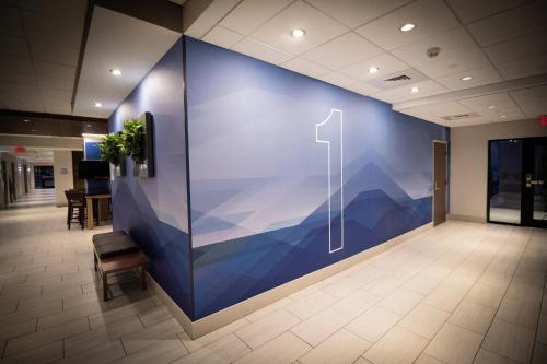 Holiday Inn Express & Suites - Boston South - Randolph, an IHG Hotel in Randolph, USA