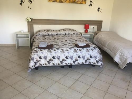 3 twin beds