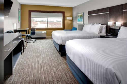 Holiday Inn Express & Suites Coldwater