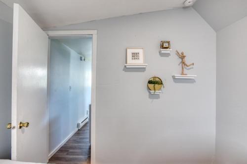 Oceanside Beach Bungalow - image 9