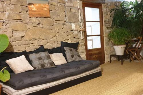 Maison XI siècle dans un Hameau Calme et Paisible gîte à louer Saint-Rome-de-Tarn