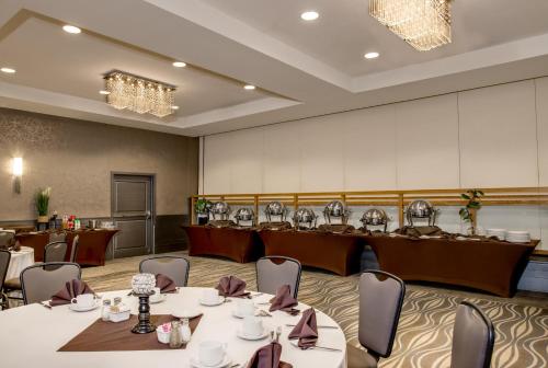 Crowne Plaza Suffern-Mahwah