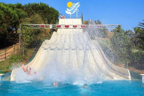 Piscines - Climatisation - Calme - WIFI - Plages - Vue - Bord de mer - Parking