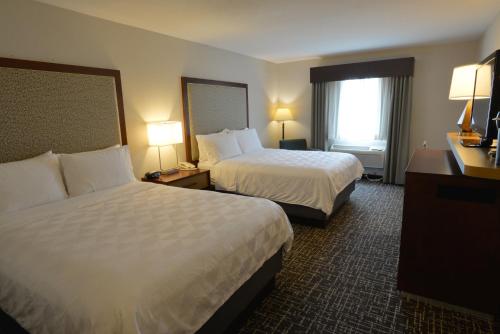 Queen Room with Two Queen Beds and Pool View