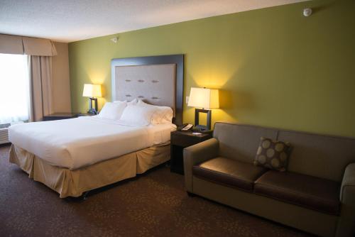 Holiday Inn Express & Suites Northwood