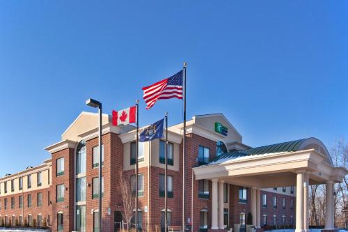 Holiday Inn Express Hotel & Suites - Novi an IHG Hotel - main image
