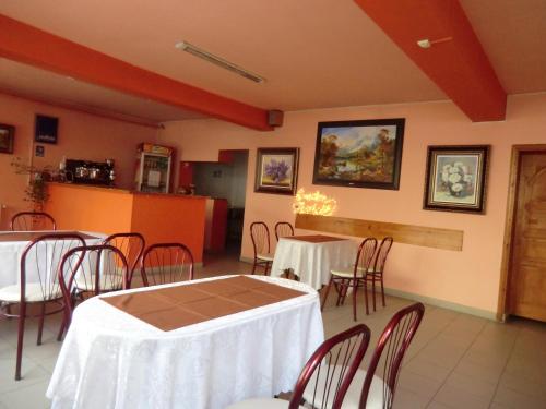 餐廳, 武士之家膳食公寓 (Pension Casa Samurai) in 布拉索夫