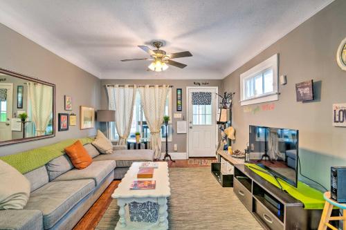 Eclectic Abode with Sunroom - 2 Mi to Downtown - image 5