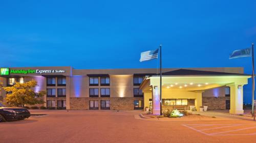. Holiday Inn Express Hotel & Suites Colby by IHG