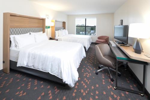 Holiday Inn Hotel & Suites - Mount Pleasant, an IHG Hotel