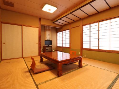 Japanese-Style Quadruple Room