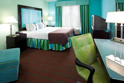 Holiday Inn & Suites Ocala Conference Center, an IHG Hotel