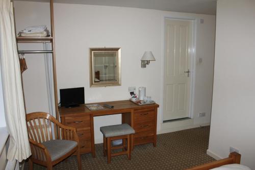 The Haymaker Inn 4