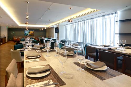 Étterem, Holiday Inn Hotel And Suites Monterrey Apodaca Zona Airport By IHG in Apodaca