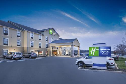 Holiday Inn Express Hotel & Suites Circleville an IHG Hotel