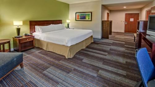 Holiday Inn Express & Suites Cookeville, an IHG Hotel