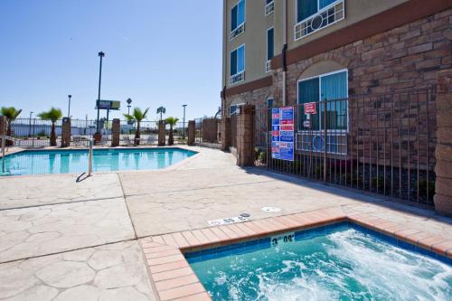 Holiday Inn Express Fresno South, an IHG Hotel