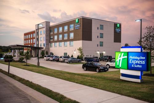 . Holiday Inn Express & Suites Ruston, an IHG Hotel