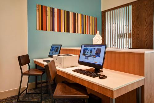 Holiday Inn Express & Suites - Galveston Beach, an IHG Hotel