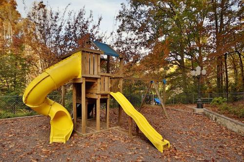 Poplar Point Condo Unit 12E in Mt Zion