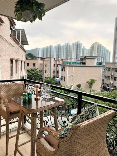 Airport Apartment, City Getaway, Ground floor with kitchen Tung Chung