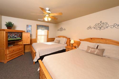 Cozy Chalet for perfect for rest and rejuvenation, Pigeon Forge (photo 10)
