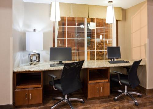 Holiday Inn Express and Suites St. Cloud by IHG Holiday Inn Express and Suites St. Cloud by IHG