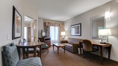 Holiday Inn Express St. Cloud