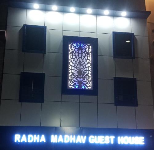 RADHA MADHAV GUEST HOUSE