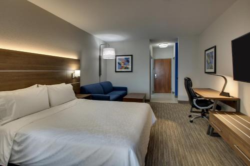 Holiday Inn Express Hotel & Suites Waukegan/Gurnee, an IHG Hotel