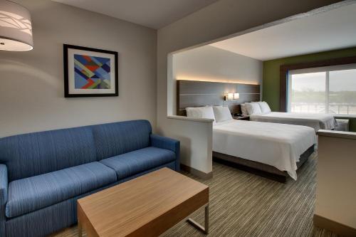 Holiday Inn Express Hotel & Suites Waukegan/Gurnee, an IHG Hotel