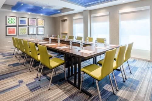 홀리데이 인 익스프레스 시카고 미드웨이 에어포트 바이 IHG - 회의실/연회장