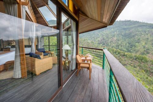 Balcony/terrace, Munduk Heaven Luxury Villas in Munduk