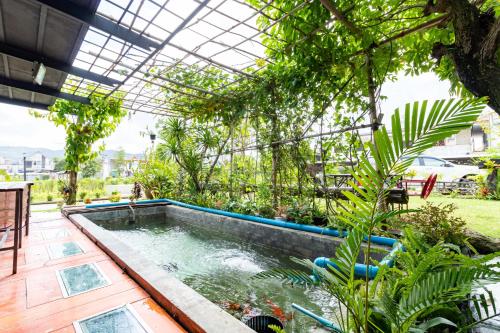 CS Klongtoey Grand Resort near Hat Yai Floating Market