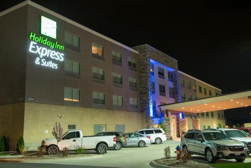 Holiday Inn Express & Suites - Dayton Southwest, an IHG Hotel