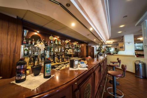 Orizzonte Acireale Hotel - image 2