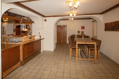 Bar/lounge, Hotel Untermetzger in Zell am Ziller