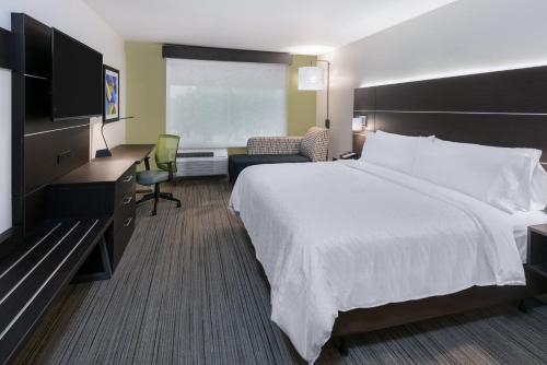 Holiday Inn Express & Suites- Sugar Land SE - Missouri City, an IHG Hotel