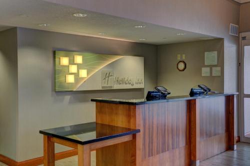 Holiday Inn Milwaukee Airport, an IHG Hotel