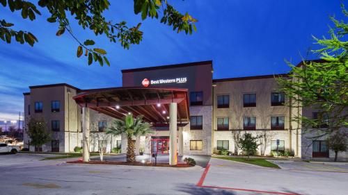 Photo - Best Western PLUS Austin Airport Inn & Suites