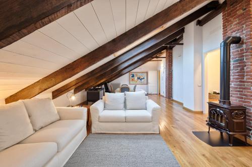 Turin CityView Stylish Loft - image 7